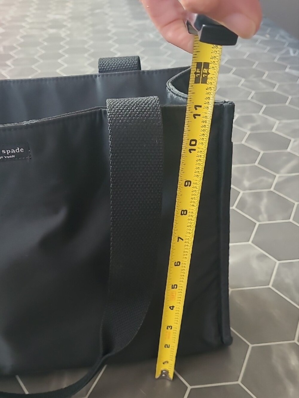 Men Bags Subcategory Identification - Picture 2 of 8